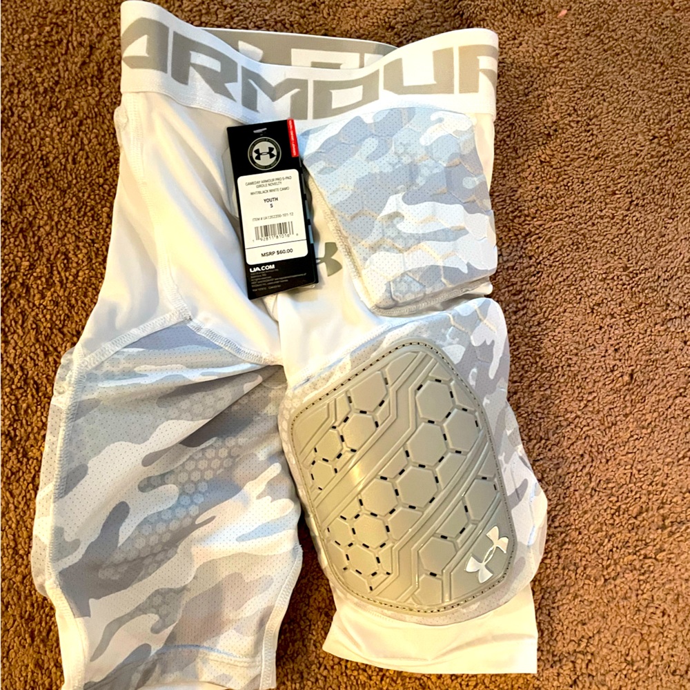 Youth boys Under Armour girdle size YS